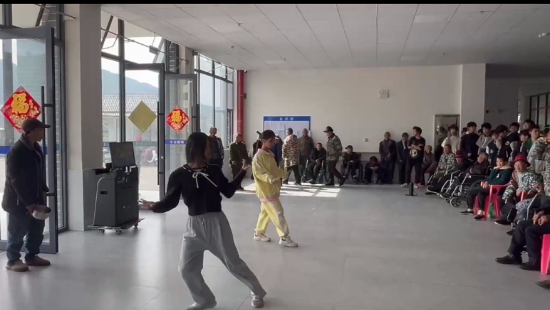 以雷锋之名 赴爱心之约(pic7)